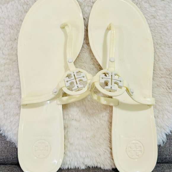 Tory Burch Women's WHITE Mini Miller Jellie Toe Post Sandals flip flops 9 - Picture 1 of 3